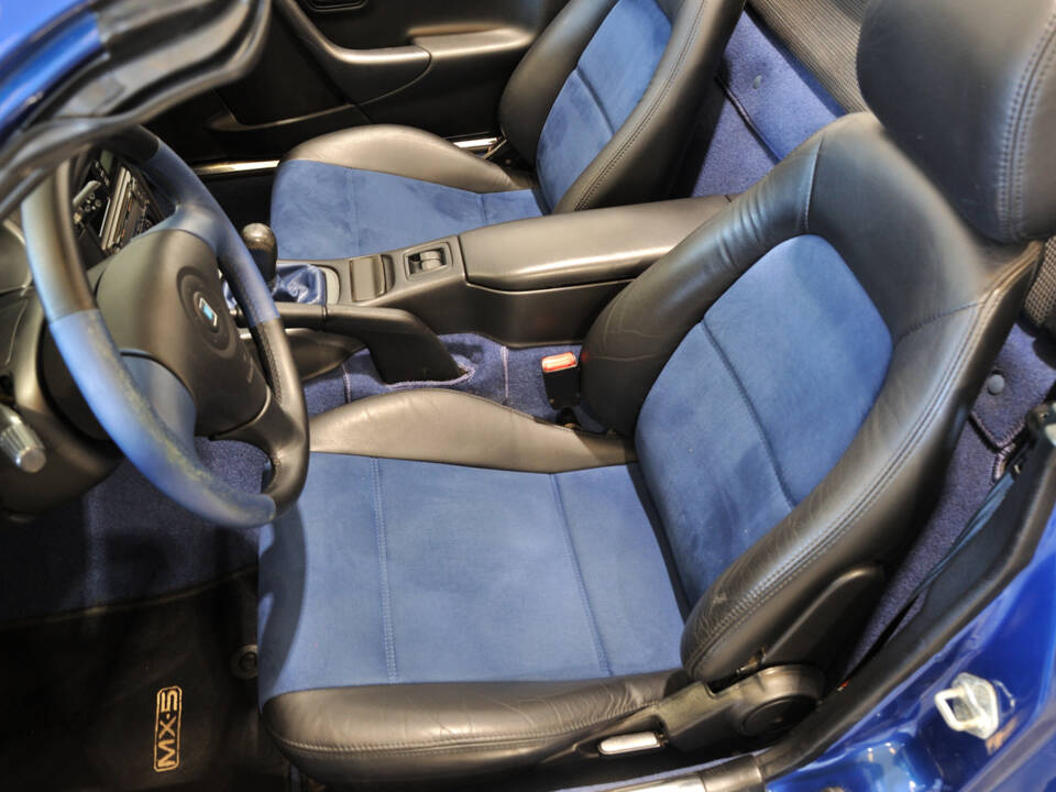 Image 25/47 of Mazda MX-5 1.8 (1999)
