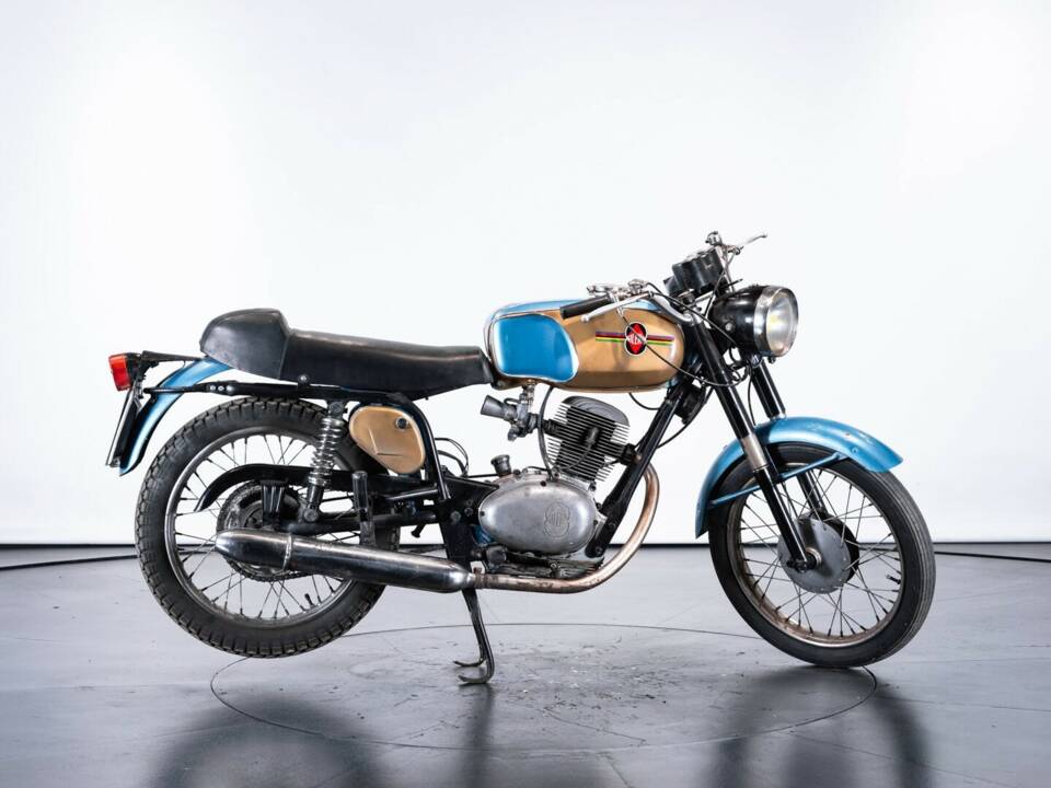 Immagine 5/50 di Gilera 125 (1967)