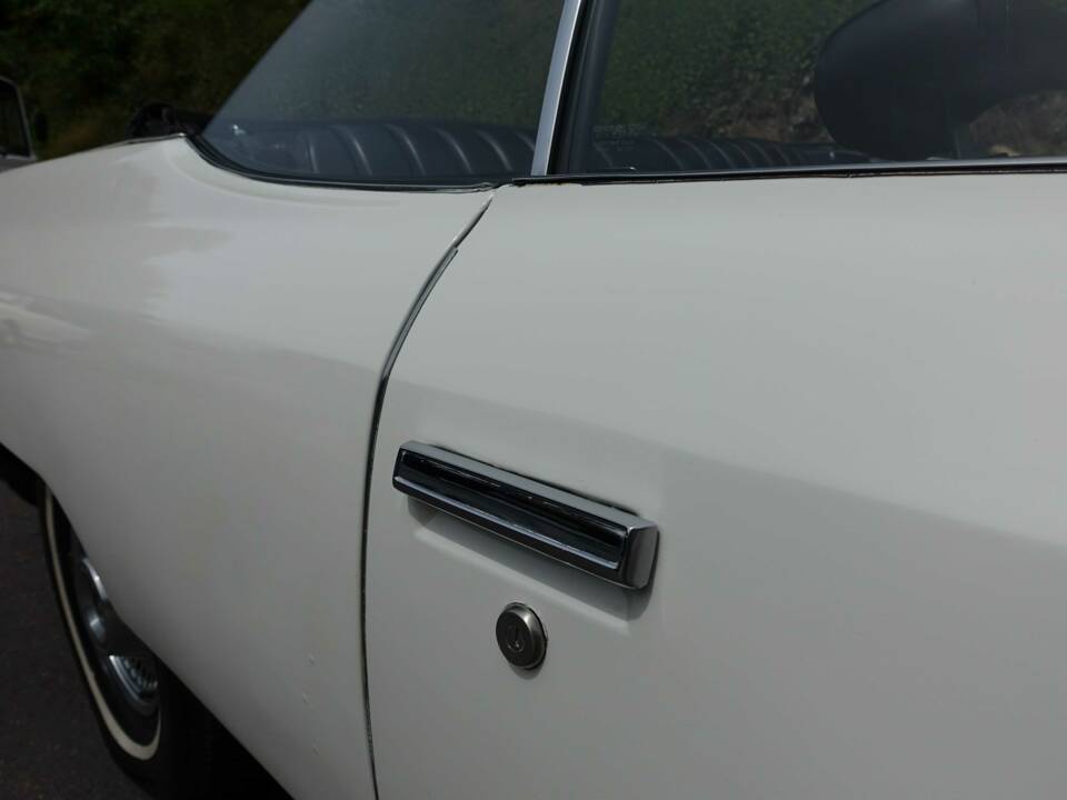 Image 35/41 de Chevrolet Impala Convertible (1971)