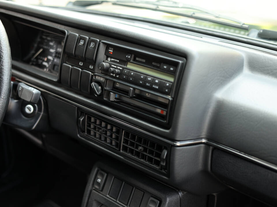 Image 71/92 de Volkswagen Golf Mk II GTD 1.6 (1991)