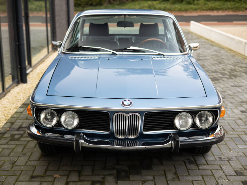 Immagine 2/90 di BMW 3.0 CSi (1972)