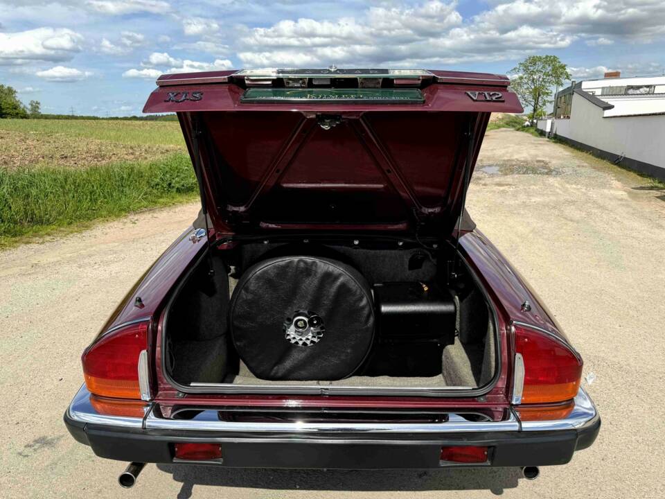 Image 40/50 of Jaguar XJS 5.3 V12 (1989)