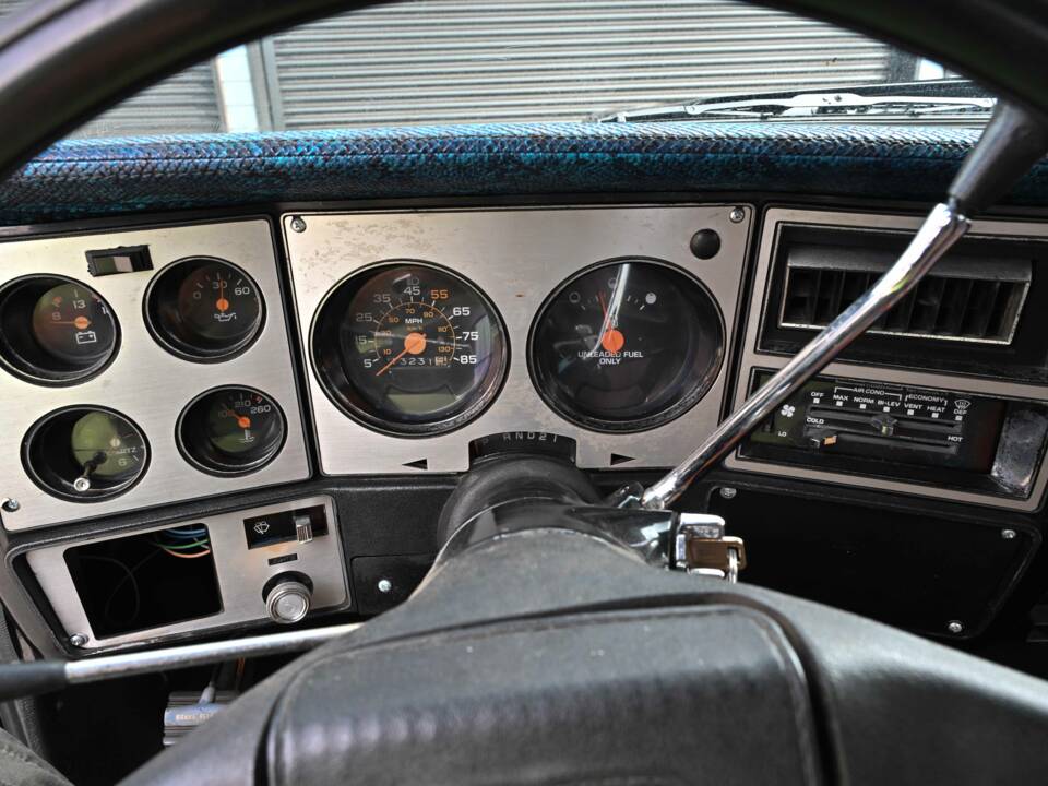 Image 26/50 of Chevrolet C10 Stepside (1978)