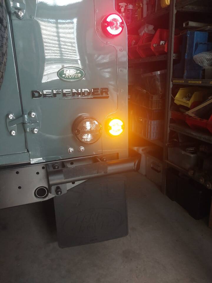 Bild 25/41 von Land Rover Defender 110 (2007)