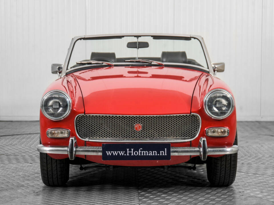 Image 11/50 of MG Midget GAN5 (1973)