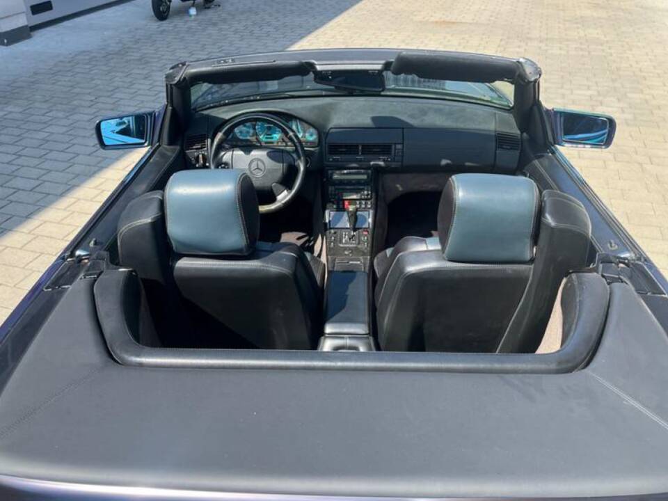 Immagine 19/20 di Mercedes-Benz SL 60 AMG (1997)