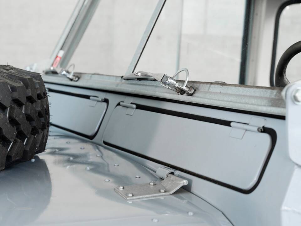 Bild 15/50 von Land Rover 88 (1961)