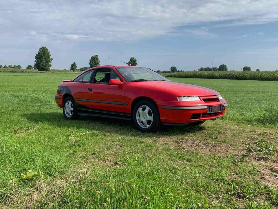 Bild 15/35 von Opel Calibra 2,0 (1991)
