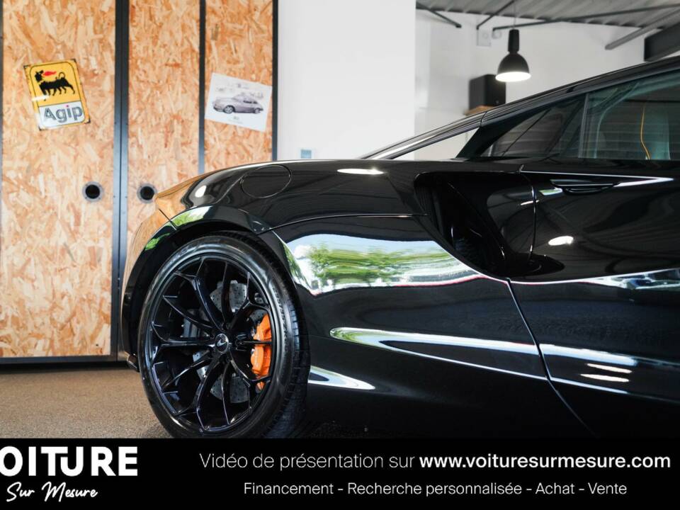 Imagen 14/32 de McLaren Artura (2023)