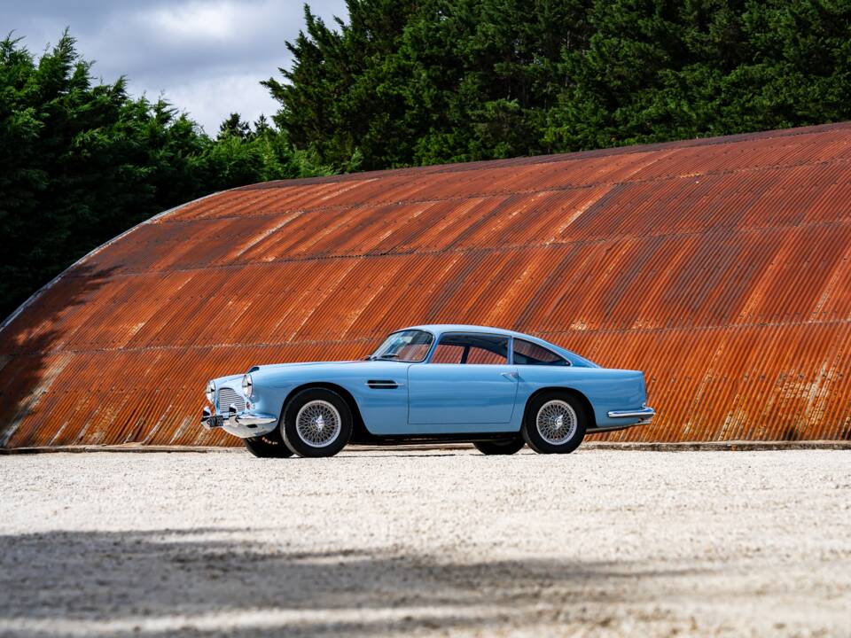 Image 49/56 of Aston Martin DB 4 (1960)