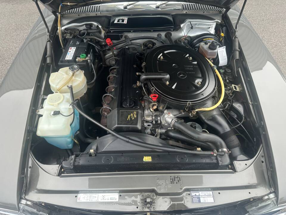 Image 9/10 of Mercedes-Benz 300 SL (1985)