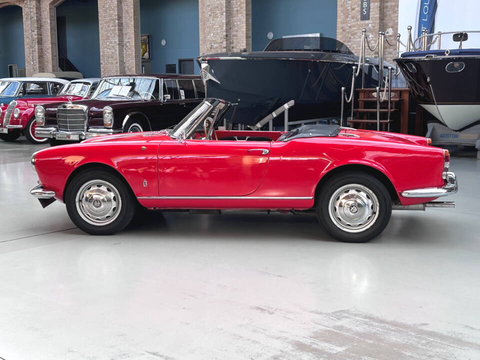 Image 3/35 of Alfa Romeo Giulietta Spider (1960)
