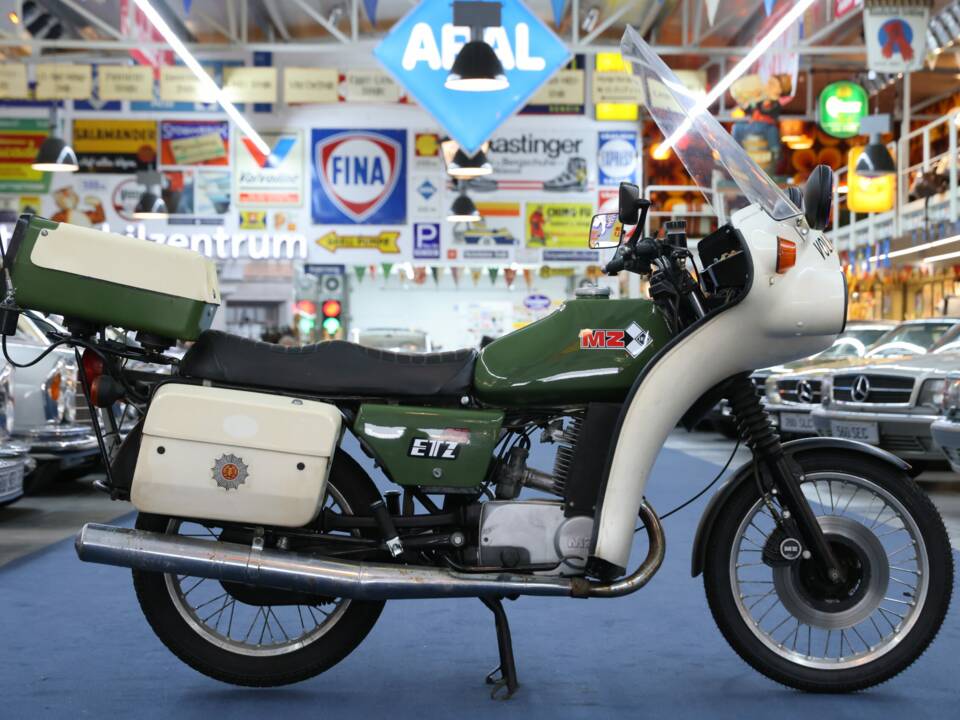 Bild 36/36 von MZ ETZ 250 (1986)