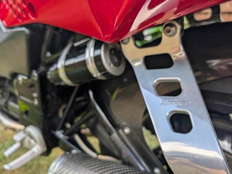 Image 19/35 of Moto Guzzi DUMMY (1998)