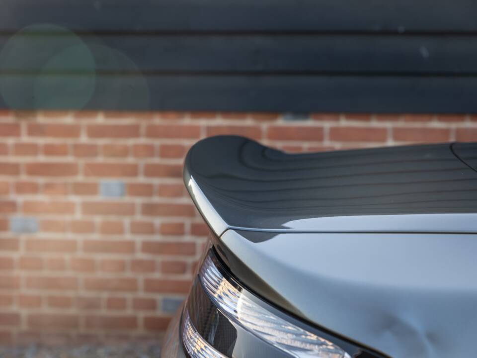 Image 27/53 of Aston Martin V12 Vantage AMR Roadster (2018)