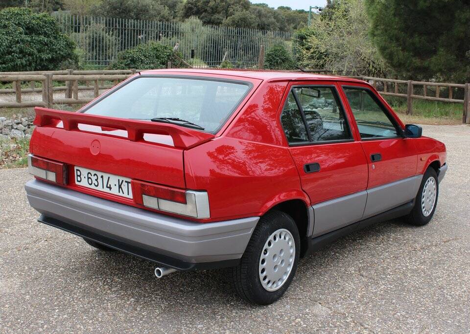 Imagen 4/8 de Alfa Romeo 33 - 1.3 S (1989)