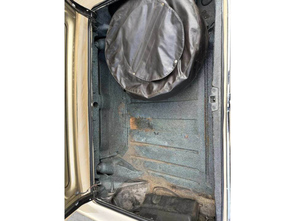 Image 25/49 de Mercedes-Benz 280 SL (1971)