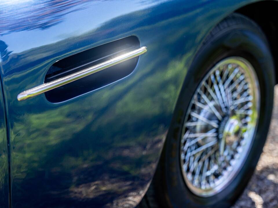 Image 52/62 of Aston Martin DB 6 (1967)