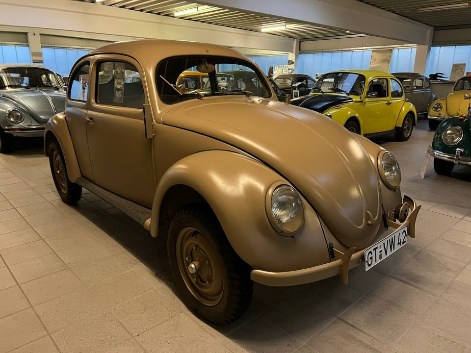 Imagen 1/7 de Volkswagen KdF-Wagen (1943)