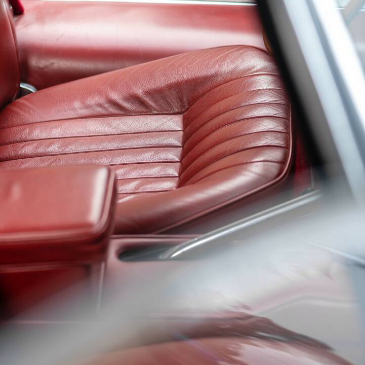 Image 29/50 of Jaguar E-Type 4.2 (1965)