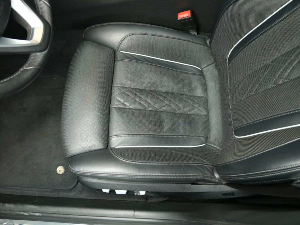 Image 12/50 of ALPINA B5 Biturbo AWD (2017)