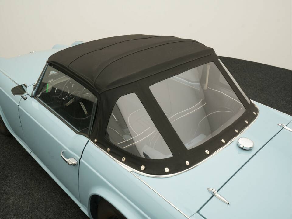Bild 19/24 von Triumph TR 4A (1965)
