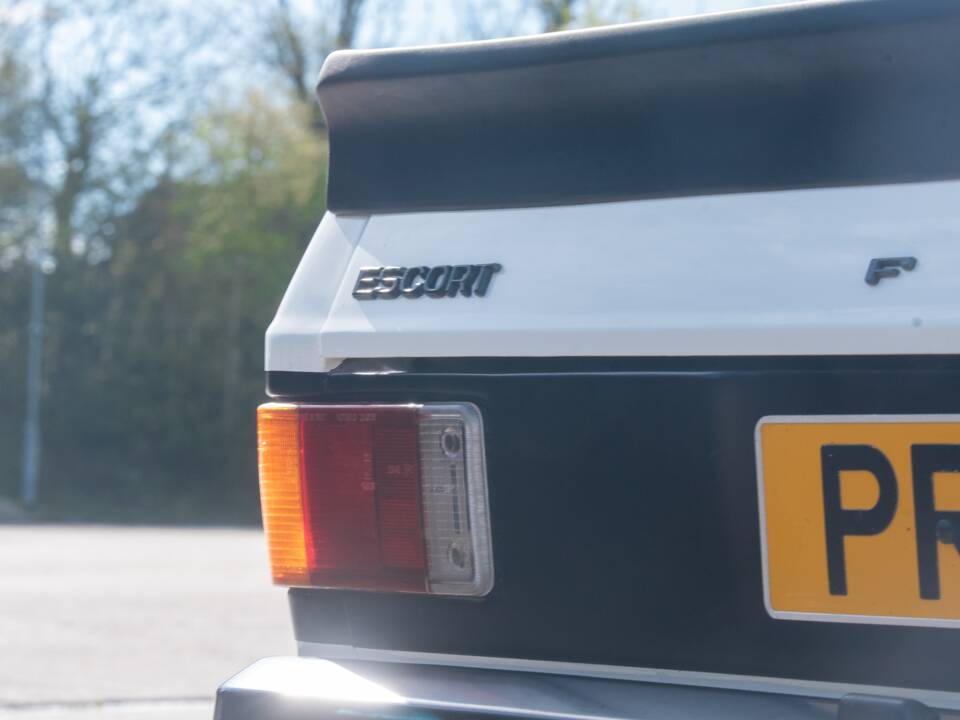 Image 16/50 of Ford Escort Mk II RS1800 (1976)