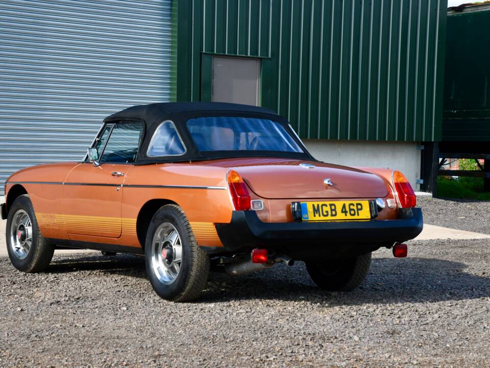 Image 3/8 of MG MGB Limited Edition (1981)