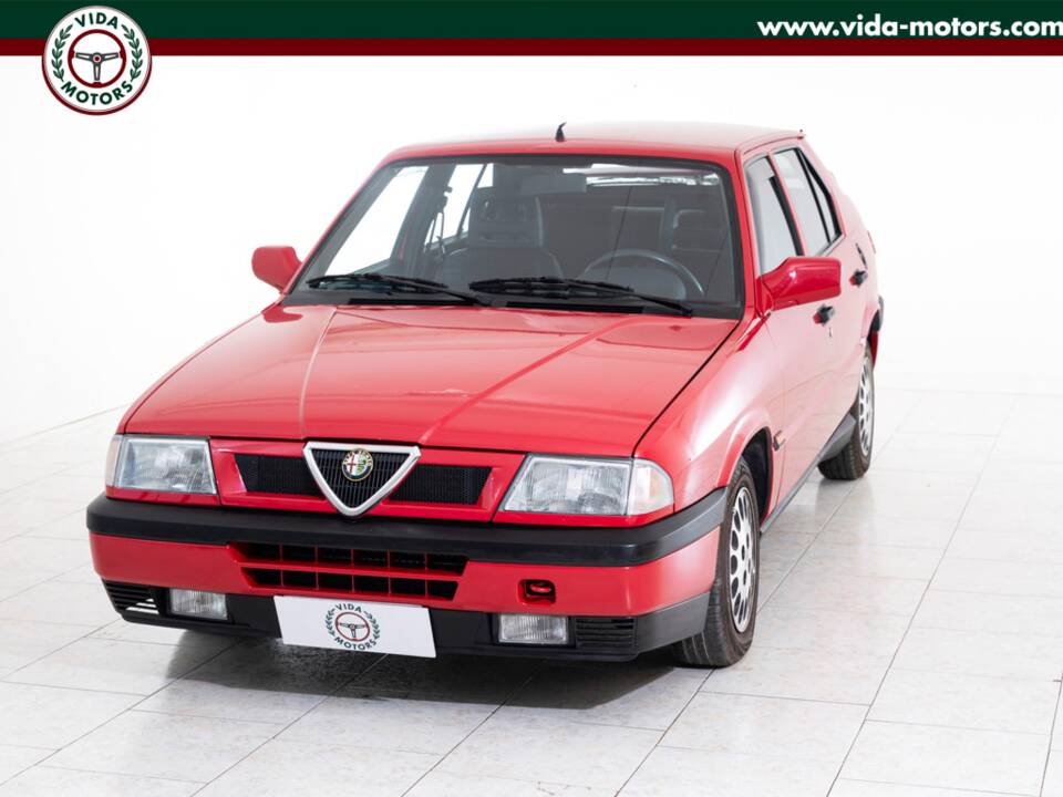 Bild 1/14 von Alfa Romeo 33 - 1.3 (1992)