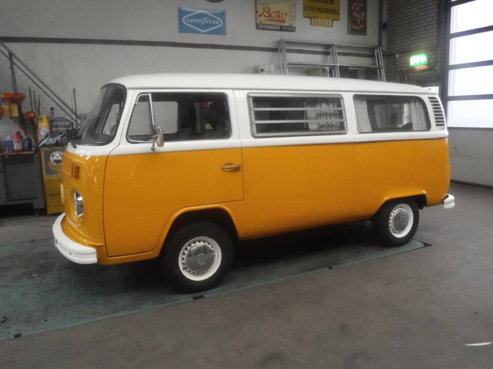 Bild 3/45 von Volkswagen T2 a&#x2F;b (1977)