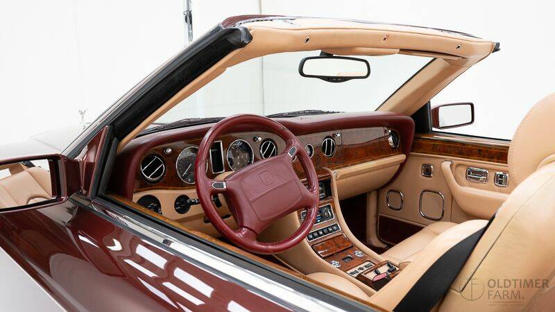 Bild 9/15 von Rolls-Royce Corniche V (2000)