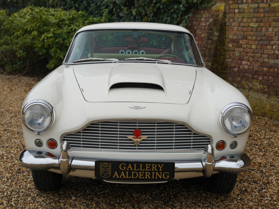 Bild 39/50 von Aston Martin DB 4 (1961)