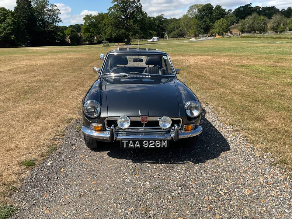 Imagen 9/45 de MG MGB GT (1974)