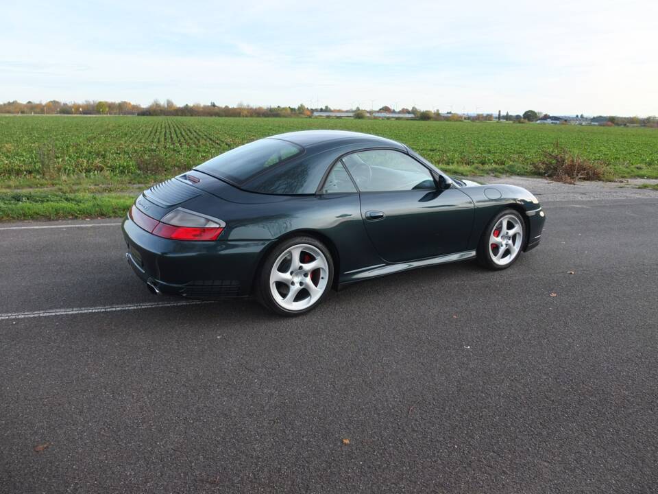 Bild 7/73 von Porsche 911 Carrera 4S (2004)