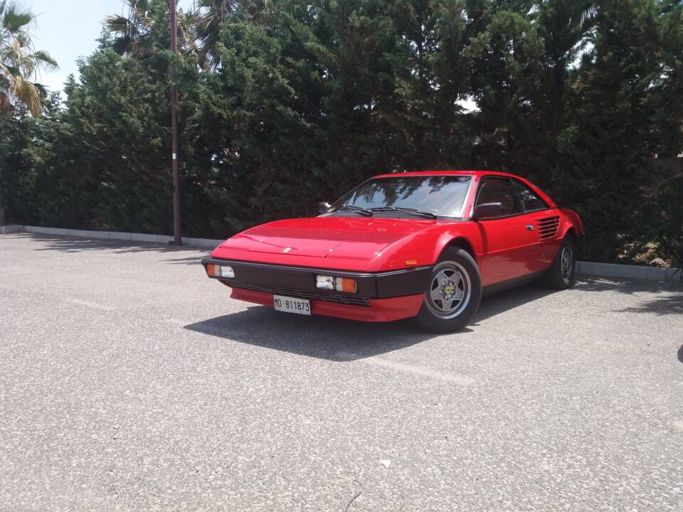 Image 4/73 de Ferrari Mondial Quattrovalvole (1984)