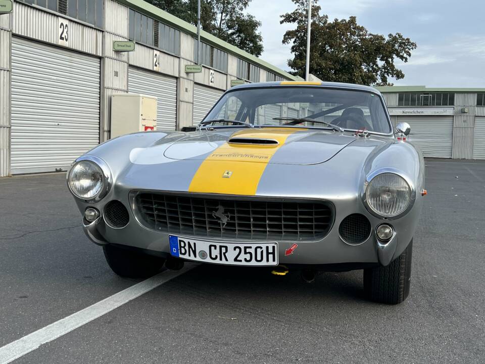 Imagen 4/47 de Ferrari 250 GT Berlinetta Lusso (1962)