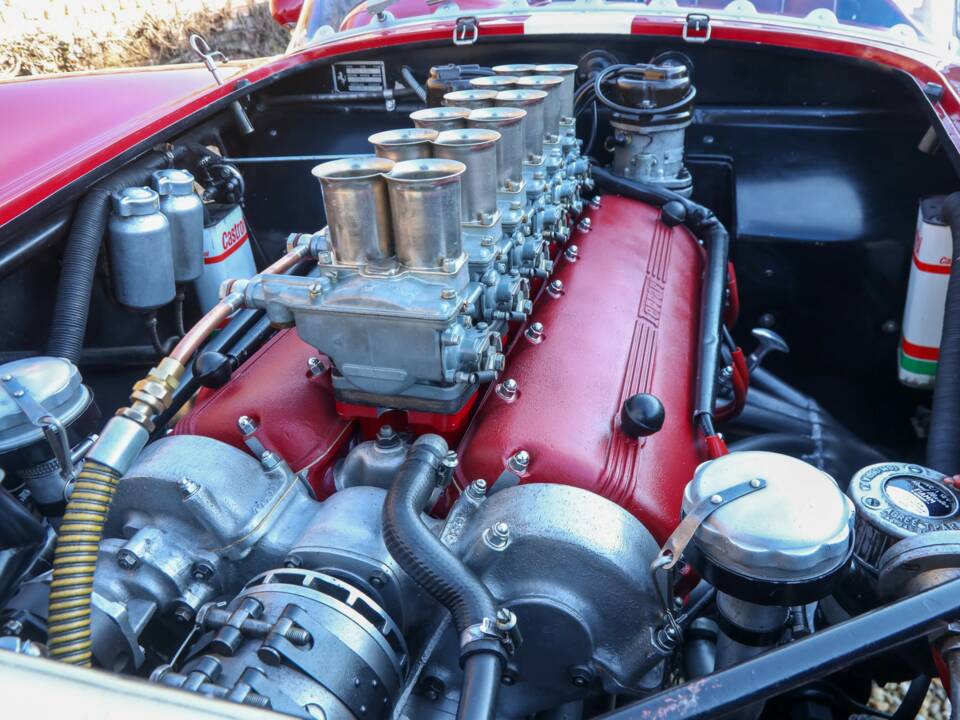 Afbeelding 27/50 van Ferrari 250 Testa Rossa (1961)
