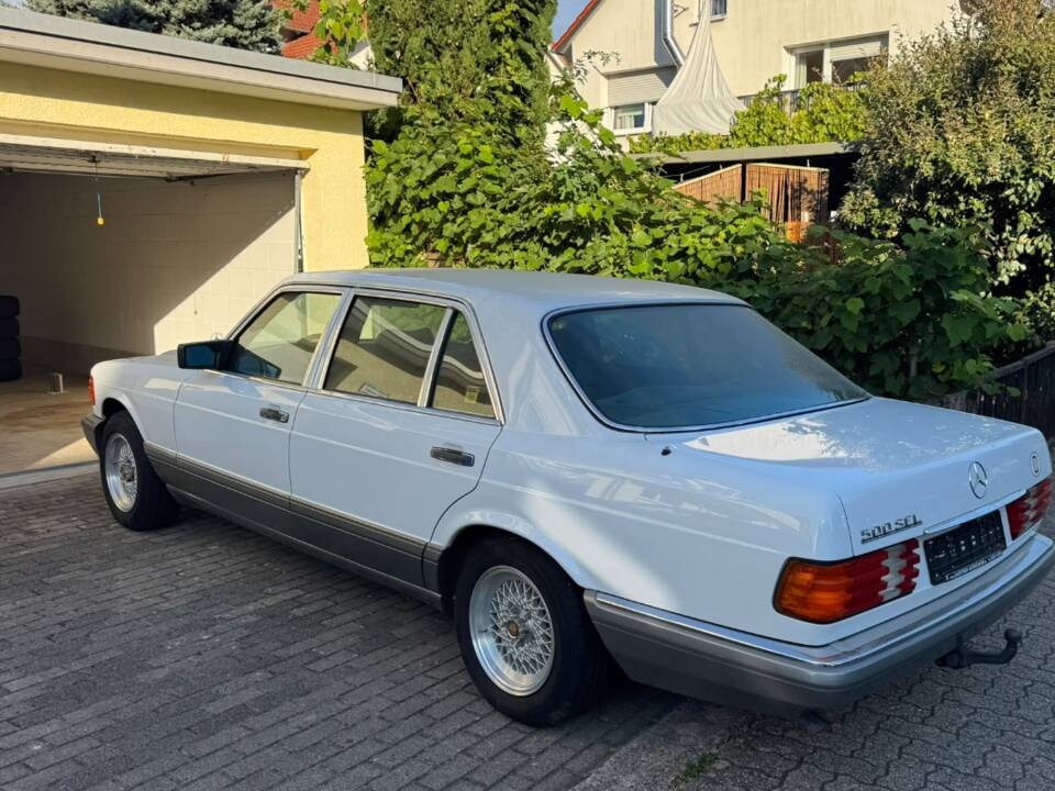 Image 3/17 of Mercedes-Benz 500 SEL (1986)