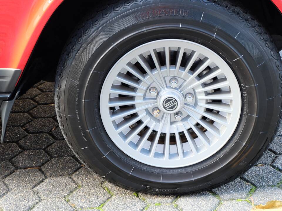 Image 62/75 de Volvo 240 (1986)