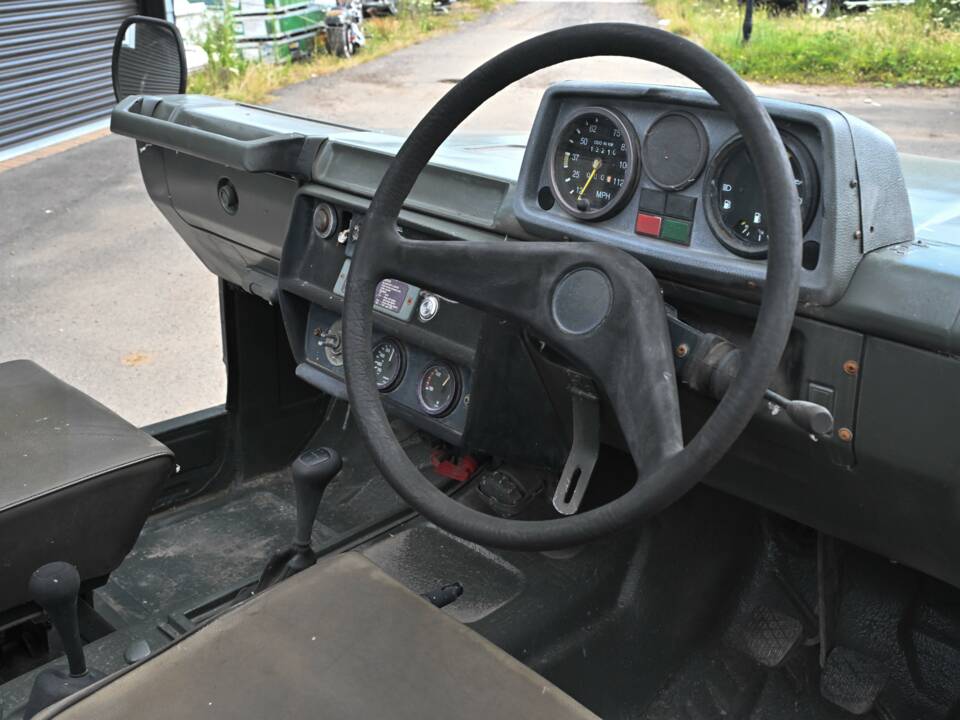 Immagine 38/50 di Mercedes-Benz 240 GD (SWB) (1987)