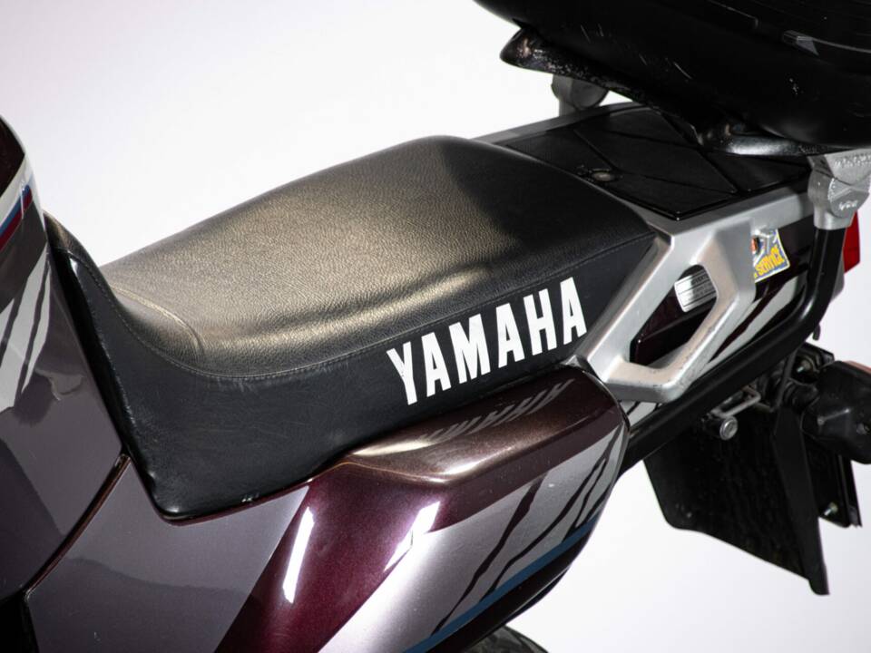 Image 46/50 of Yamaha XTZ 750 SuperTéneré (1990)