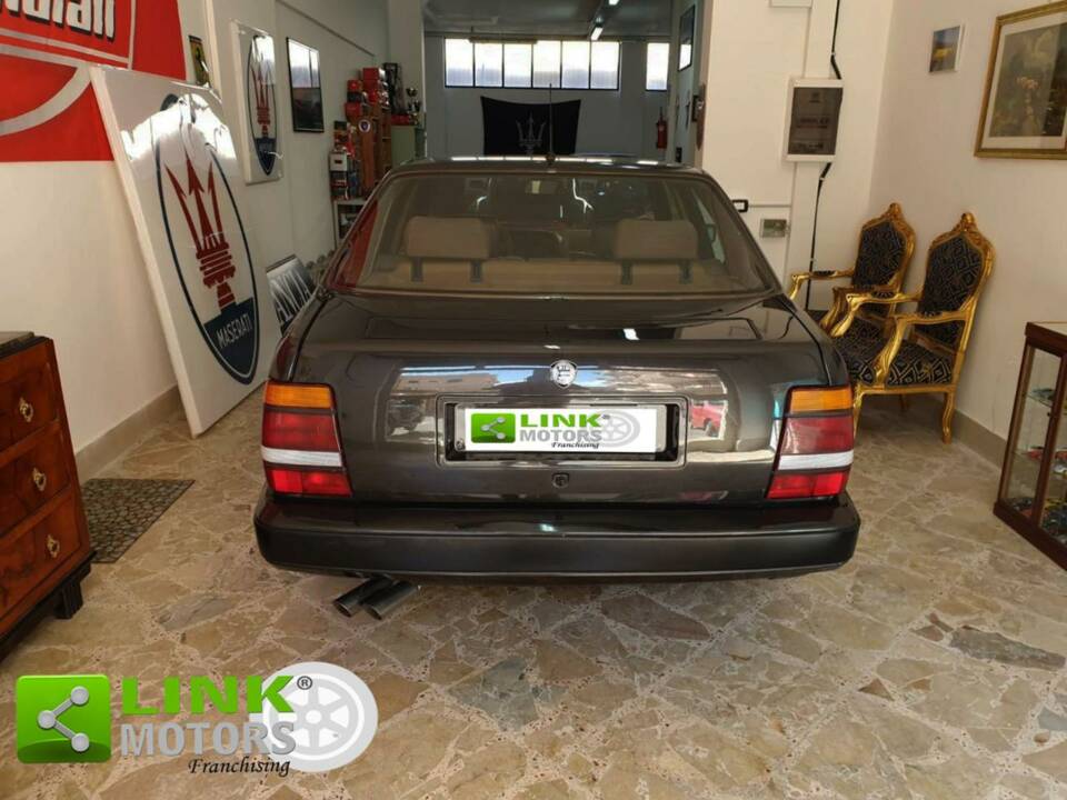 Afbeelding 24/50 van Lancia Thema 8.32 (1989)