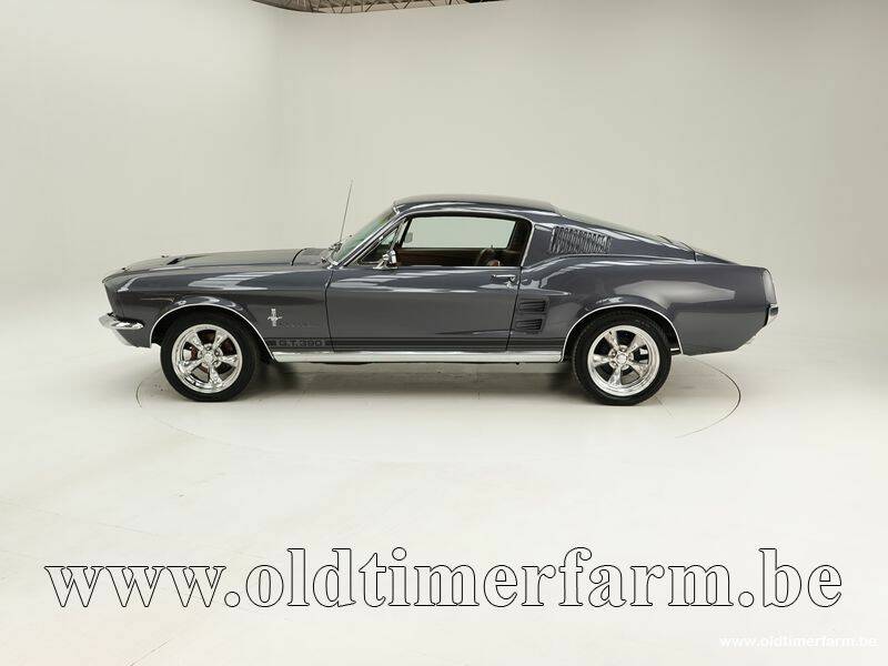 Image 8/15 of Ford Mustang GT 390 (1967)