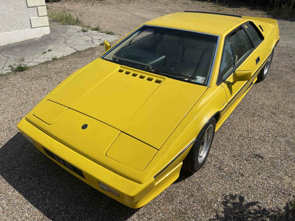 Image 5/12 de Lotus Esprit S2 (1979)