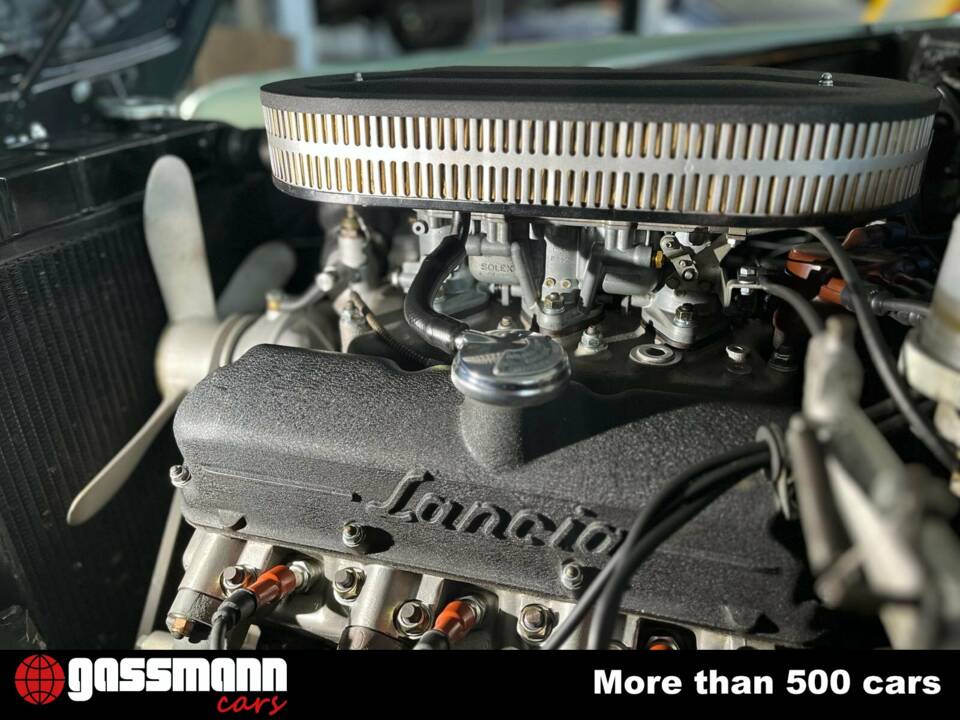 Bild 12/15 von Lancia Flaminia Coupe Pininfarina 3B (1964)