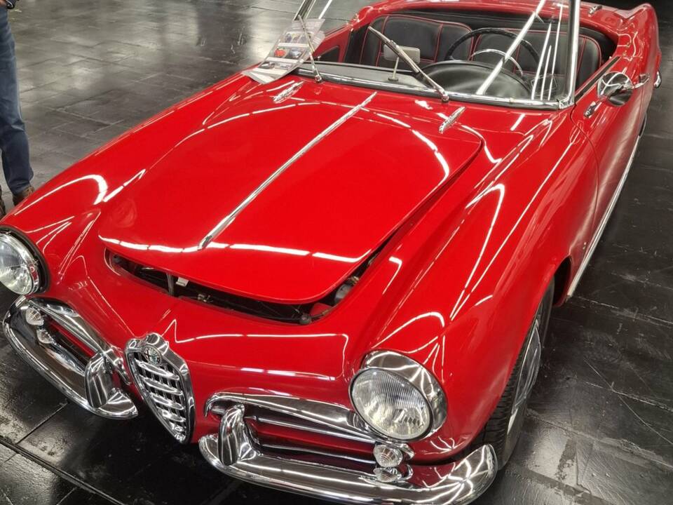 Image 3/8 de Alfa Romeo Giulietta Spider (1957)