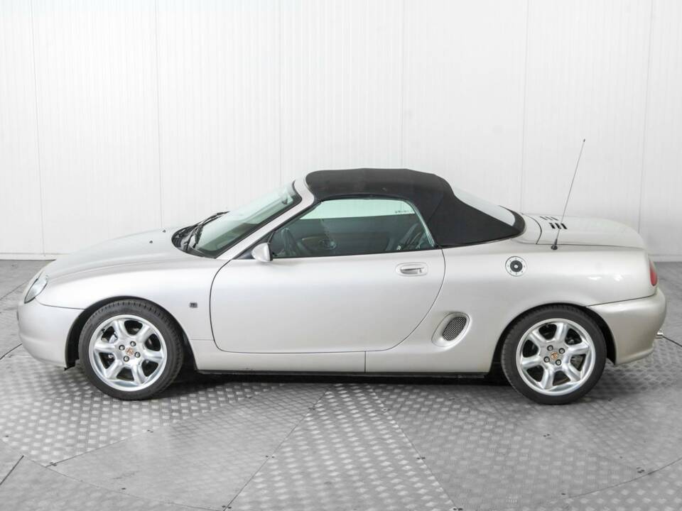 Immagine 50/50 di MG F 1.8i VVC (2000)