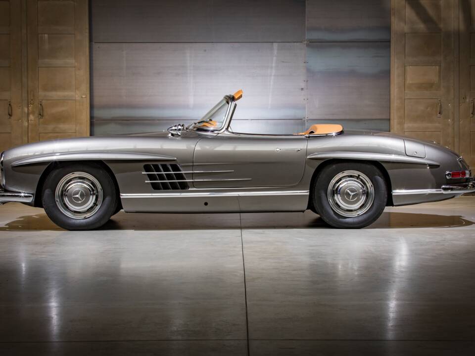 Image 9/22 de Mercedes-Benz 300 SL Roadster (1961)