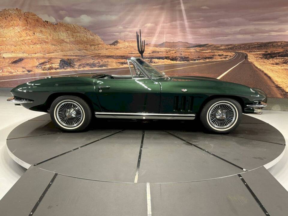Bild 7/35 von Chevrolet Corvette Sting Ray Convertible (1965)