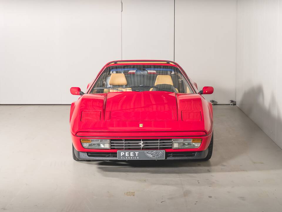 Bild 2/43 von Ferrari 328 GTS (1985)